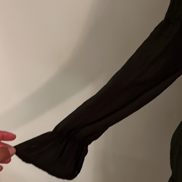 Umgee bohemian long sleeve tunic with embroidered details in front and back. - Picture 2 of 7